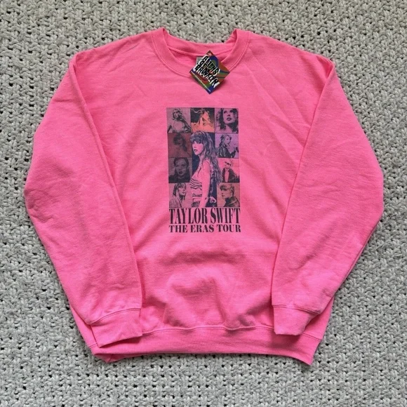 Aliens of Brooklyn Taylor Swift The Era Tour Sweater L NWT - Picture 3 of 11